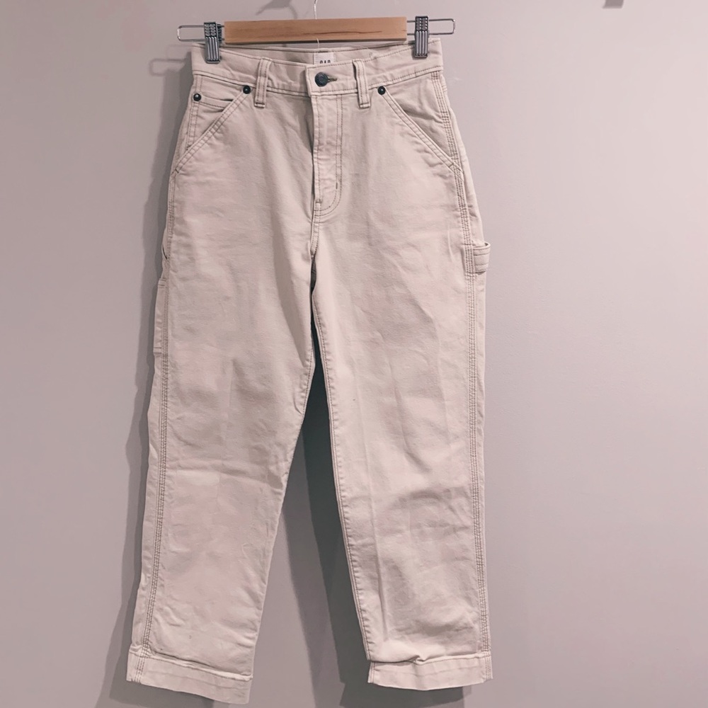 GAP - Cream colored cargo pants from GAP.